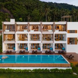 X-Sea Khanom Harbor Bay Resort, ξενοδοχείο στο Khanom