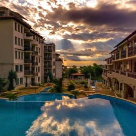 Apartments in The Cliff Obzor Bay, khách sạn ở Obzor