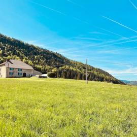 Gîte 4 personnes - Pleine nature, hotel en Morbier