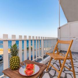 Escape in Tinos