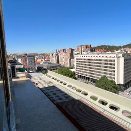 Duplex De los Reyes Católicos con parking incluido