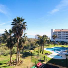 Ideal Apartamento Manilva Playa, hotel Manilvában