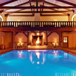 BLEICHE RESORT & SPA، فندق في بورغ (سبريوالد)