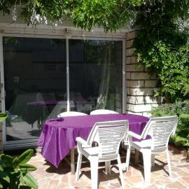 Nice family studio in villa Sceaux 600m RER B direct to Notre-Dame, Hotel in Sceaux