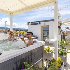 Skyfive Earth Apartment