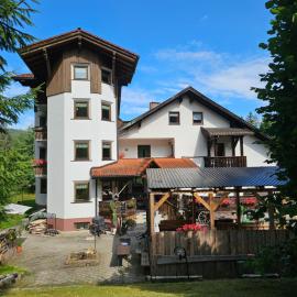 Pension Schatzkisterl, hotel a Zwiesel