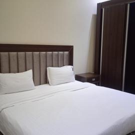 Quiet Rooms 7 Serviced Apartments
