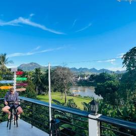 Meet sunset hostel Luangprabang, Hotel in Luang Prabang