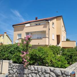Apartments Miro Omišalj โรงแรมในOmišalj