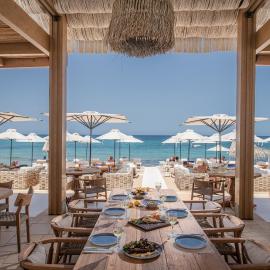 Parthenis Beach, Suites by the Sea, готель у місті Малія
