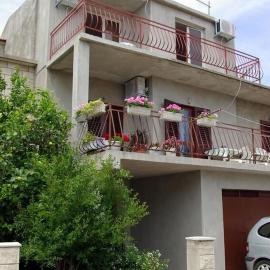 Apartments Ljiljana