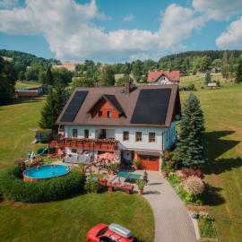 U Sadílků, Hotel in Paseky nad Jizerou