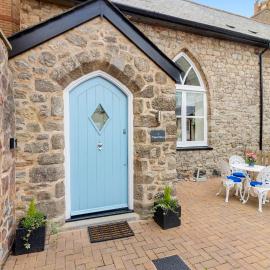 1 Chapel Mews