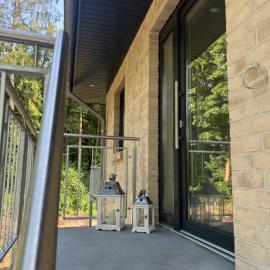 Helle Ferienwohnung Waldblick mit Balkon und Garten, Hotel in Hatten