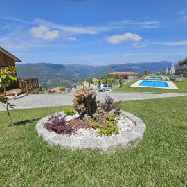 Casa do Iteiro, hotel in Caniçada