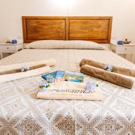 Domo Mediterranea Affittacamere-Guest House โรงแรมในซานตันตีโอโก