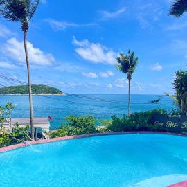 Naiharn On The Rock Resort Phuket, Hotel in Strand Nai Harn