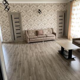 Armani Guest house, hotell i Martuni