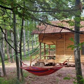 Cowboy House at Ranch Lambergar, hotel in Gabrovka