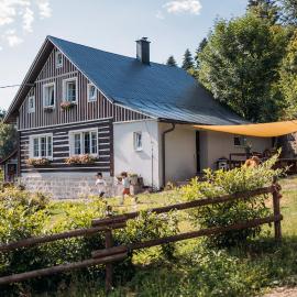 Chata Fajfrtka, hotel in Janov nad Nisou