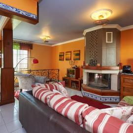 House 3 Bedroon - Near Sintra and Lisbon, hotel in Sintra