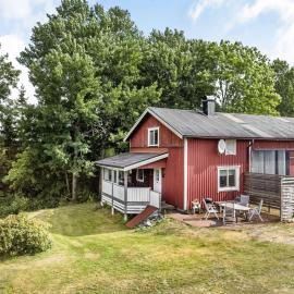 Chalet Enerhögen Lingonet by Interhome, Hotel in Bullaren