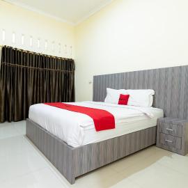 RedDoorz At Pariban Homestay Parbaba, khách sạn ở Sinabono