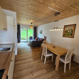 Moderne Ferienwohnung auf Rups Hof, מלון בOberhöcking