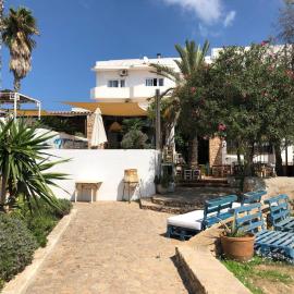 Hostal Illes Pitiüses, hotel a Sant Ferran de ses Roques