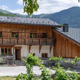 la maison des cerries, hotel in Hautecour