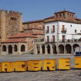 Tu alojamiento en Cáceres