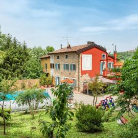Apartment La Tartufa in Monferrato, hotel i Vignale Monferrato