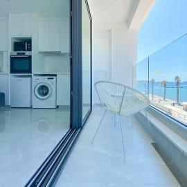 Phaedrus Living: Marina Sea View Flat 214 Gold