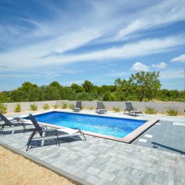 Holiday Home Milena by Interhome, hotell i Pakoštane