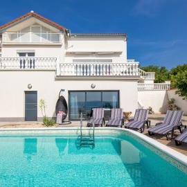 Holiday Home Villa Sunset view by Interhome, hotel v destinácii Senj