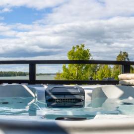 Villa Eden - Design-Sea-Pool-Sauna, hotel di Kemiönsaari
