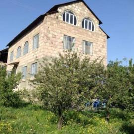 Em&Ri Guest House in Odzun