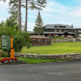 Lodge at Schroon Lake، فندق في Schroon Lake