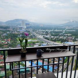 The Netizen #Cheras#C180#MRT#9person stay#Staycation 3 Bed Rooms, hotel sa Cheras