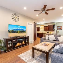 Luxury Home Downtown NAU Route 66 Snowbowl: Flagstaff şehrinde bir otel