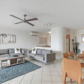 3BH Stunning Views Heart Of Noosa
