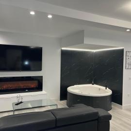 Black and White Suite "La Marinera", hotel a Castro Urdiales