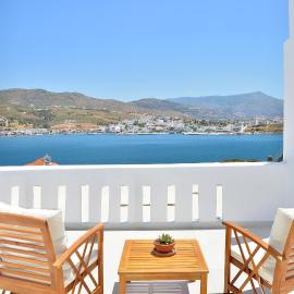 Villa & Studio Hydroussa Sea View, hotel in Gavrion