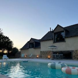 Le Logis de la Lettre, hotel in Tinténiac