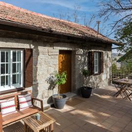 La Casita de Piedra, מלון בסרסדייה