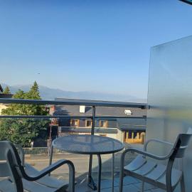 Appartement classé 3 étoiles avec superbe vue, hotel in Font-Romeu-Odeillo-Via