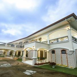 The Suites @ Bellavista, hotel i Isabel