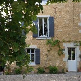 Le Prieuré, Hotel in Lézigné