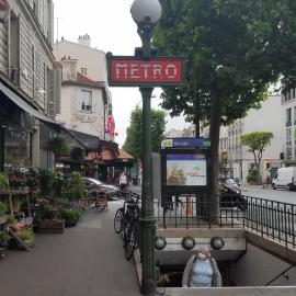 Appartement 2 PCS au metro BERAULT, hotel in Vincennes