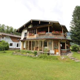 Apartment Neukirchen near Ski Slopes